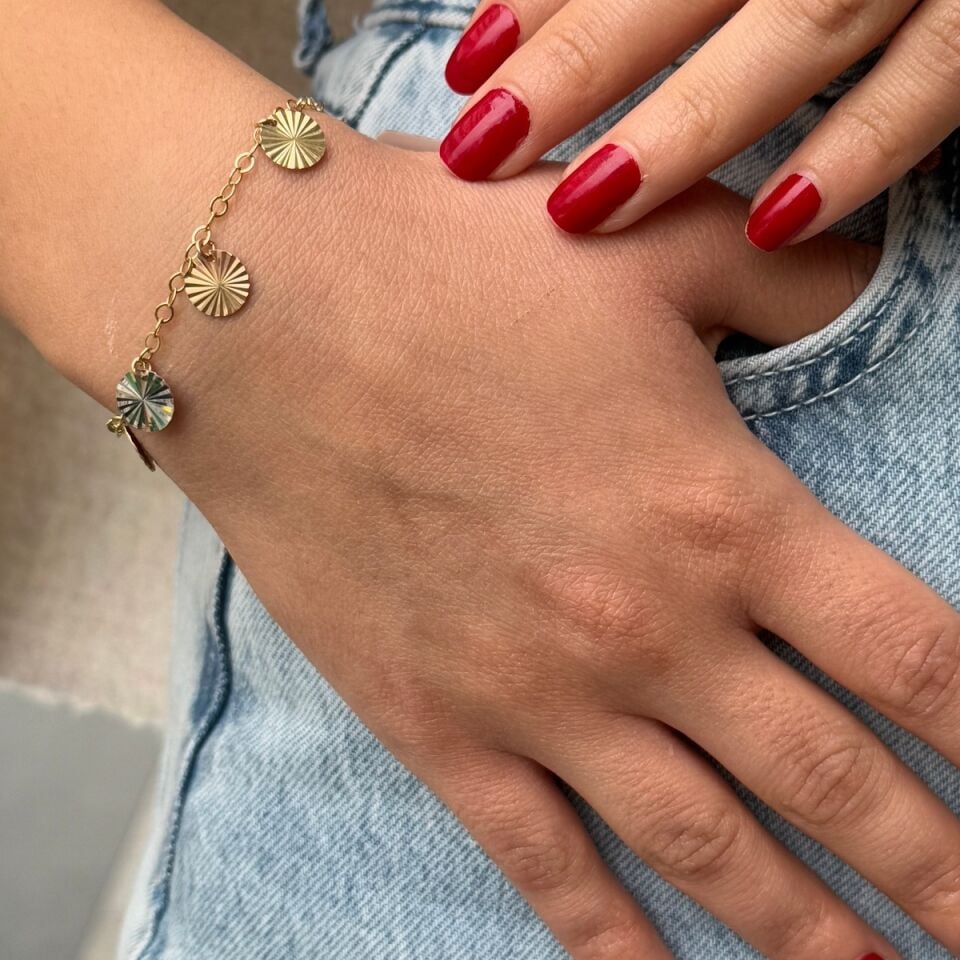 14 AYAR ÜÇ RENK PULDAN OLUŞAN ALTIN BİLEKLİK