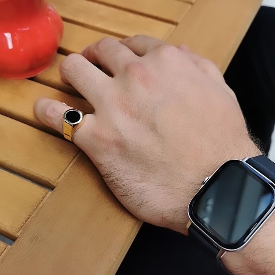 14 Ayar Özel Tasarım İtalyan Siyah Oniks Taşlı Altın Yüzük