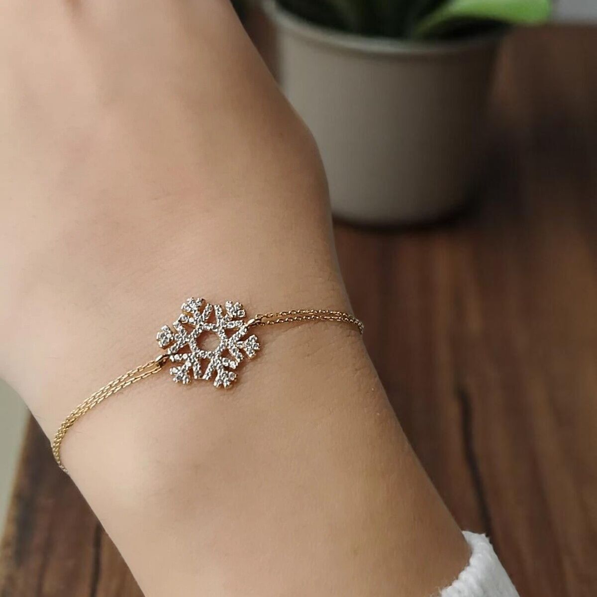 14 Ayar Kar Tanesi Altın Bileklik