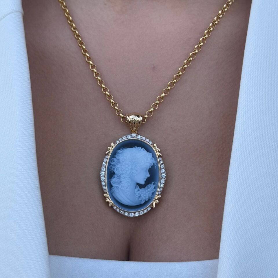 14 AYAR ÖZEL TASARIM CAMEO TAŞLI ALTIN KOLYE