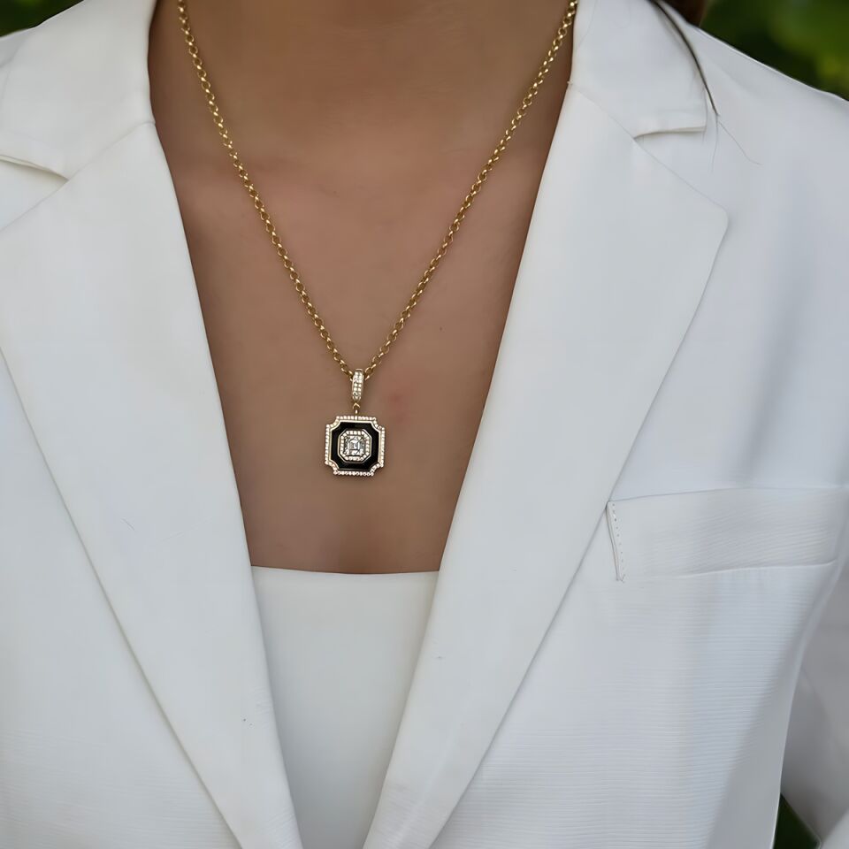 14 AYAR SİYAH MİNELİ KARE MODEL KOLYE UÇLU DOC ZİNCİRLİ ALTIN KOLYE