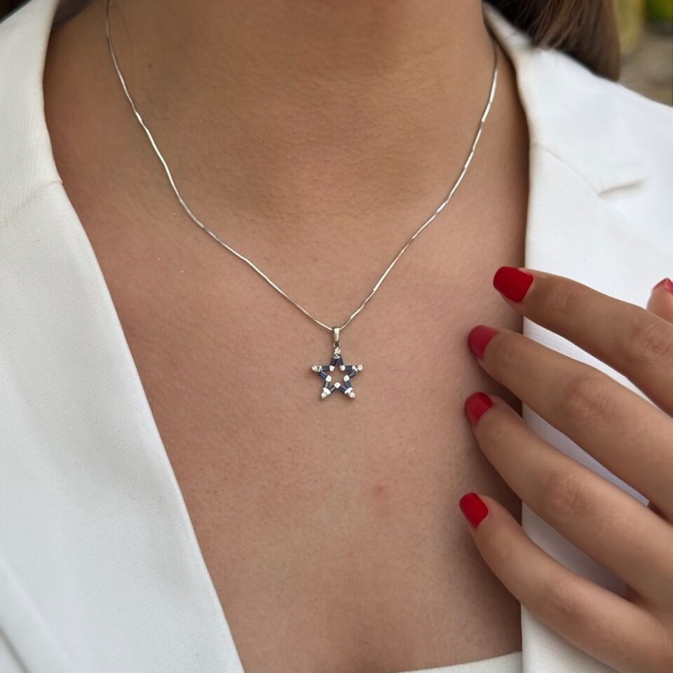 14 AYAR 0,29 CT SAFİR, 0,12 CT PIRLANTA TAŞLI ÖZEL TASARIM YILDIZ KOLYE