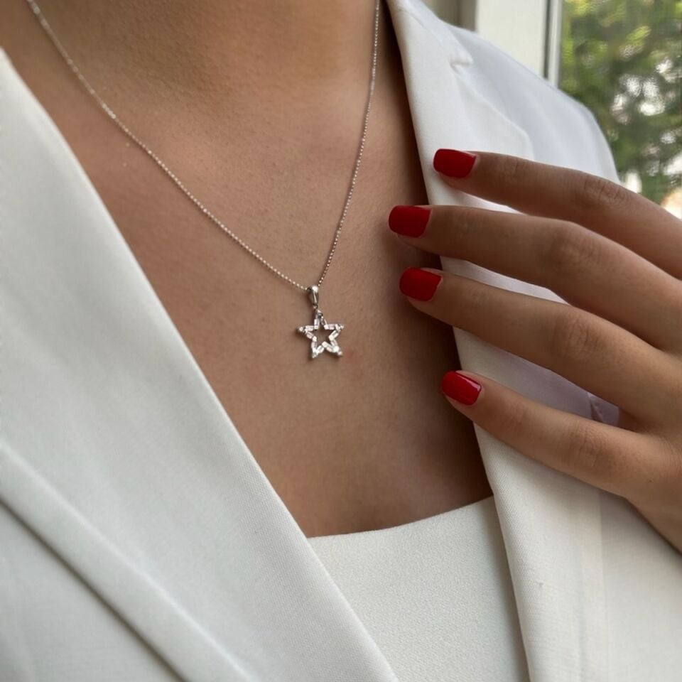 14 AYAR 0,61 CT PİNK KUVARS , 0,12 CT PIRLANTA TAŞLI ÖZEL TASARIM YILDIZ KOLYE