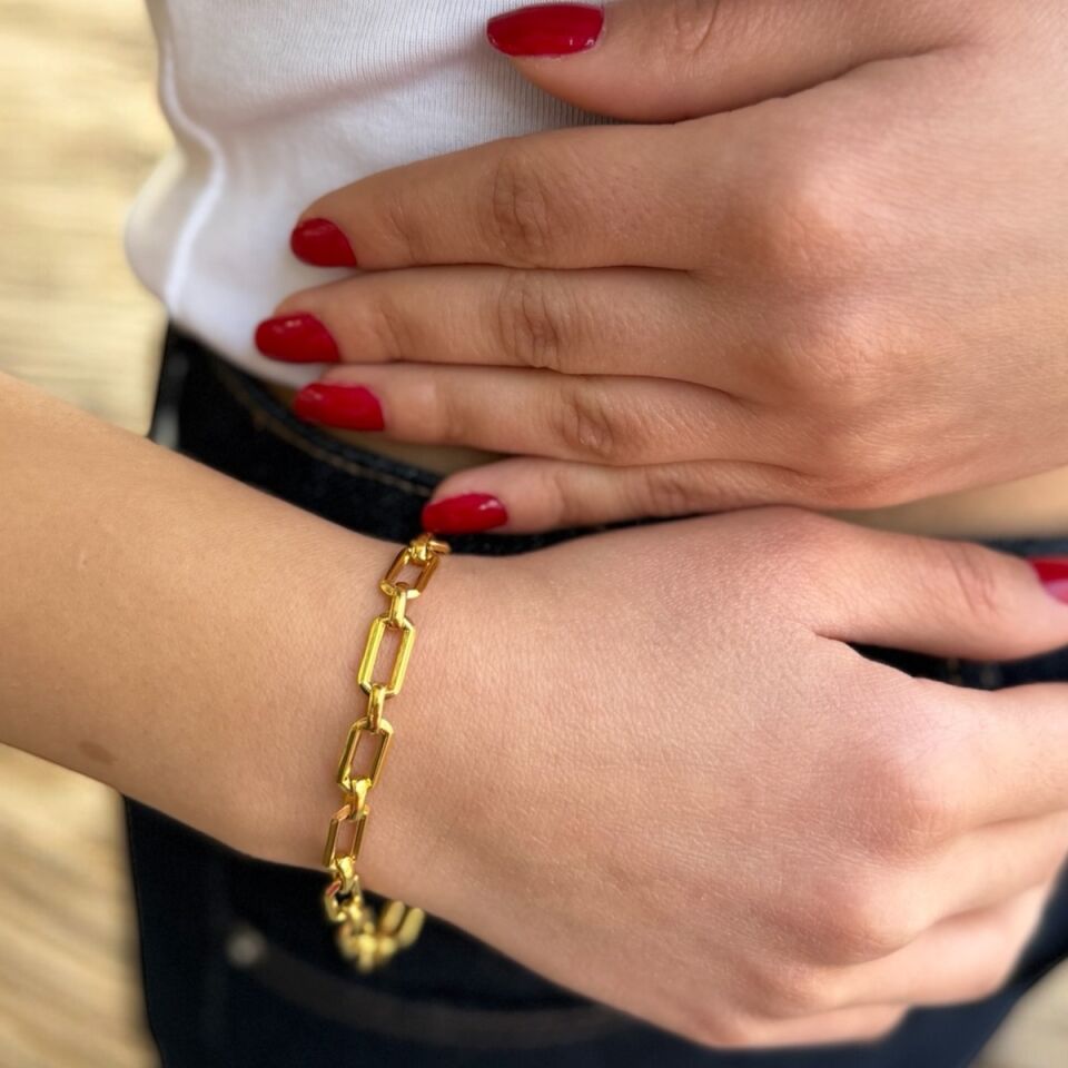 22 AYAR ATAÇ BİLEKLİK