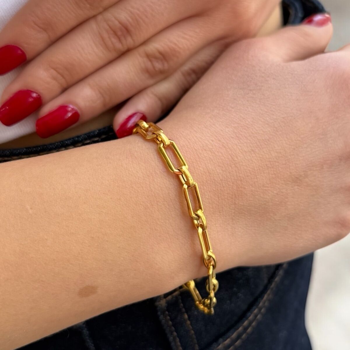 22 AYAR ATAÇ BİLEKLİK