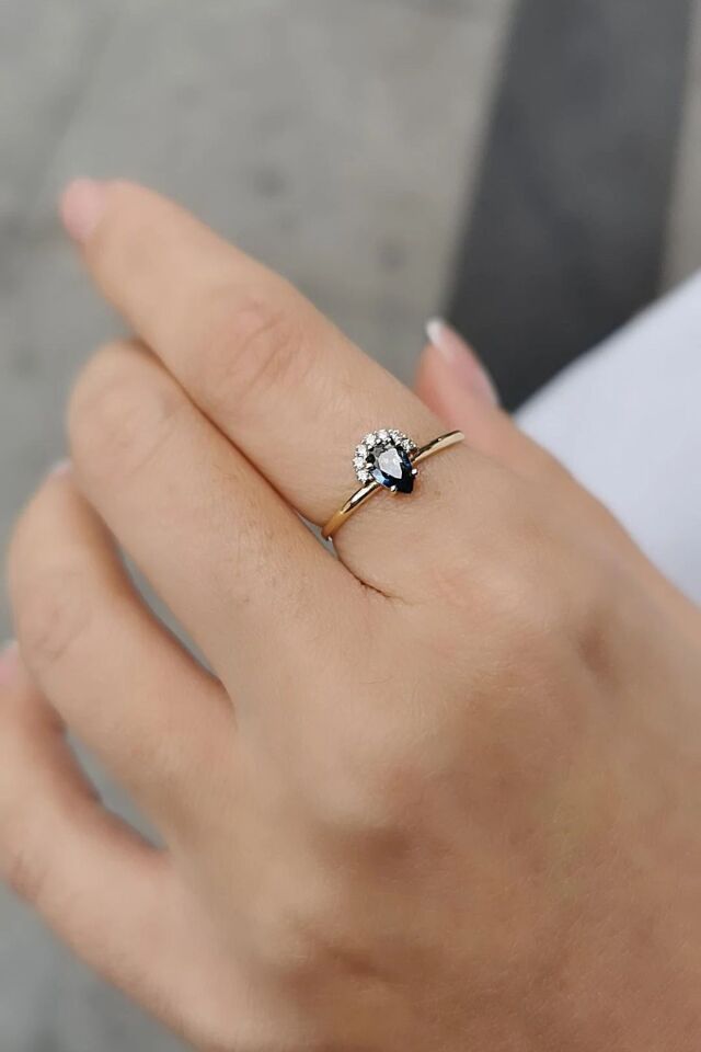 14 Ayar Mistik Damla Taşlı Altın Yüzük 15