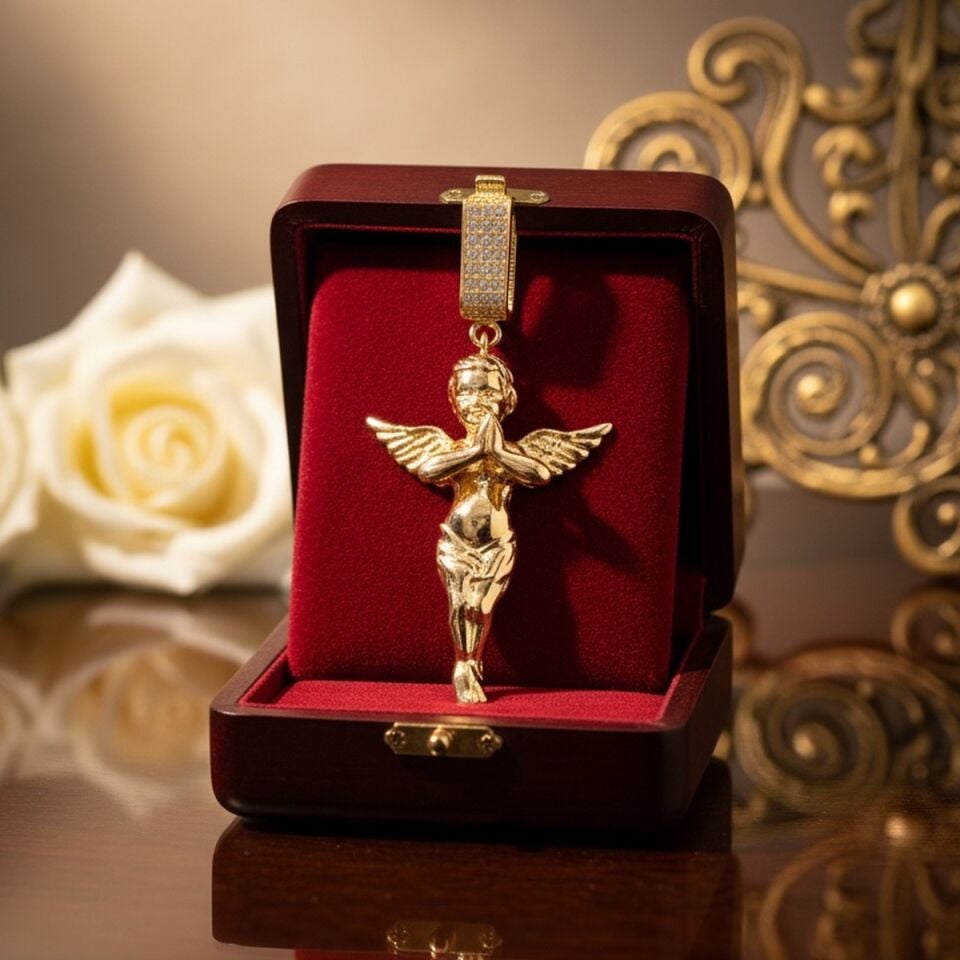 14 AYAR ÖZEL TASARIM ÖZEL KİLİTLİ MELEK KOLYE UCU