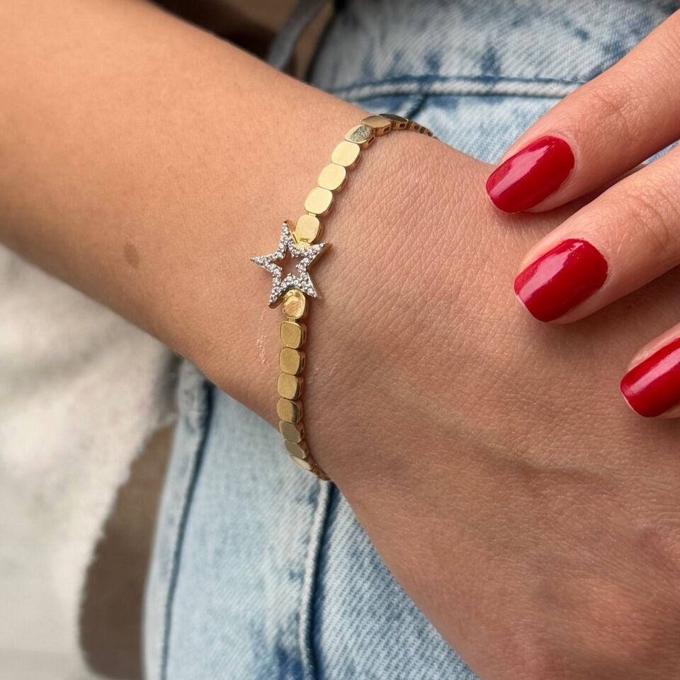 14 AYAR ORTASI YILDIZ MODELİ ALTIN BİLEKLİK