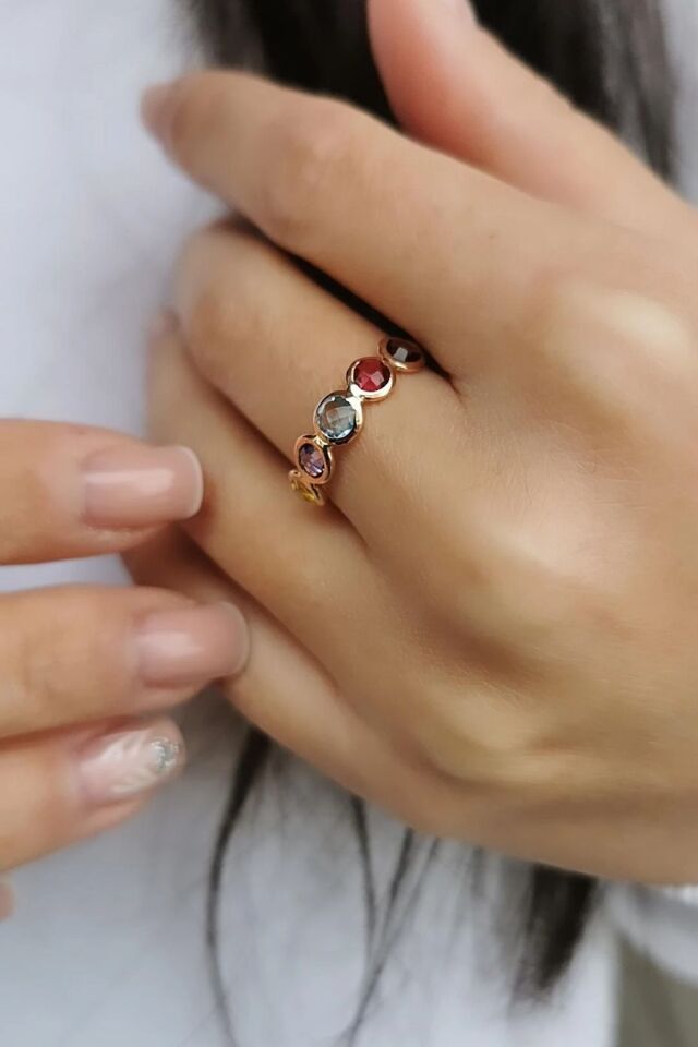 14 AYAR BEŞ RENKLİ TAŞLI ROSE RENGİ EL İŞİ ALTIN YÜZÜK 14