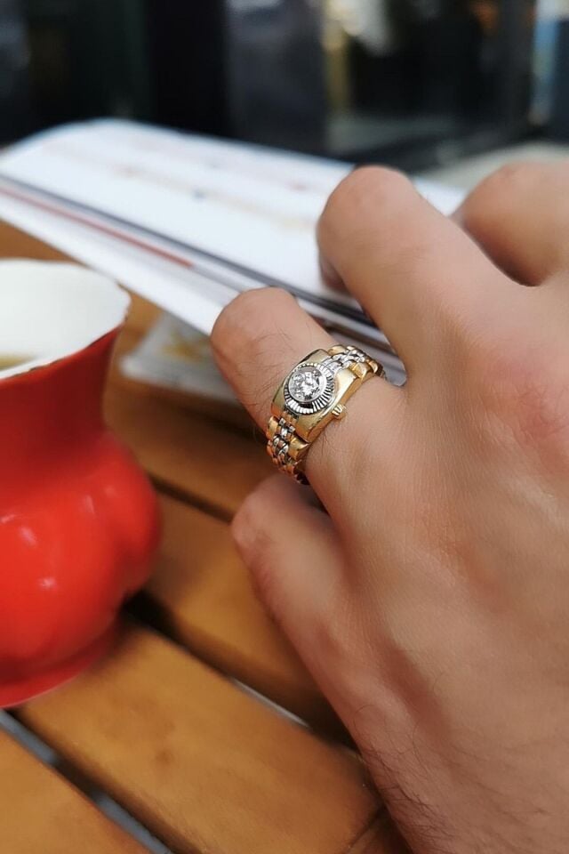 14 Ayar Özel Tasarım Saat Modeli Altın Yüzük