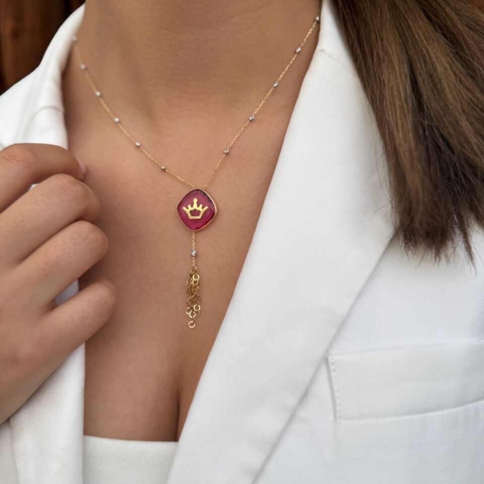 14 AYAR FUŞYA TURMALİN TAŞLI KRALİÇE TAÇLI ÖZEL TASARIM ALTIN KOLYE