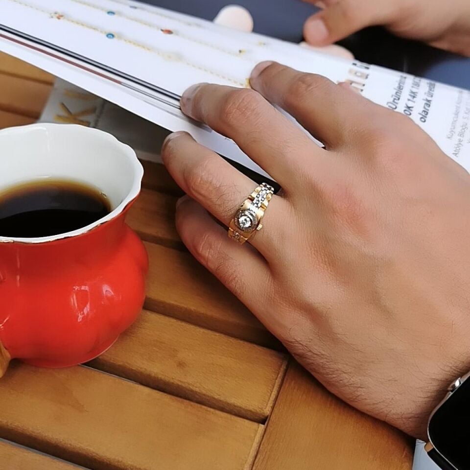 14 Ayar Özel Tasarım Saat Modeli Altın Yüzük