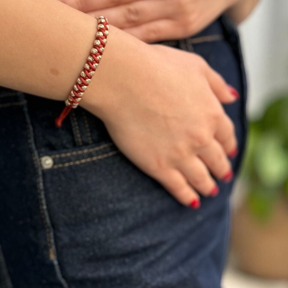 14 AYAR DORİKA TOPLU TARÇIN RENGİ İPLİ ÖRME BİLEKLİK