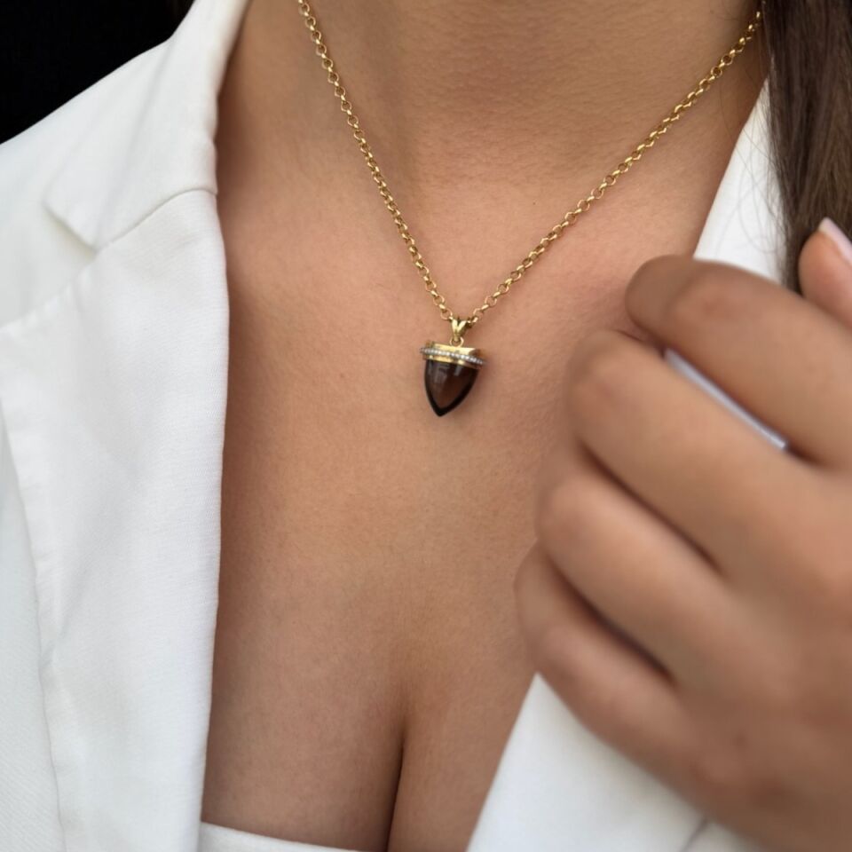 14 AYAR ÖZEL TASARIM SMOKY TAŞLI ÜZERİNDE PIRLANTA TAŞI BULUNAN ALTIN KOLYE