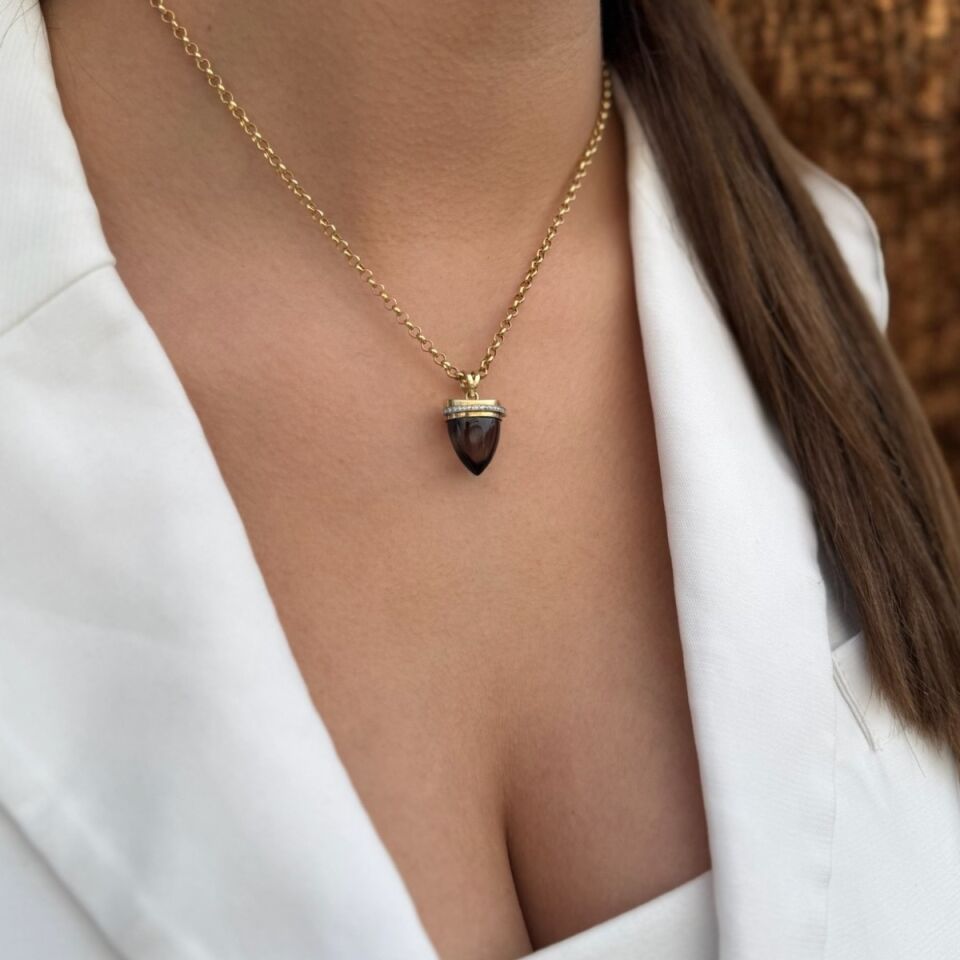 14 AYAR ÖZEL TASARIM SMOKY TAŞLI ÜZERİNDE PIRLANTA TAŞI BULUNAN ALTIN KOLYE