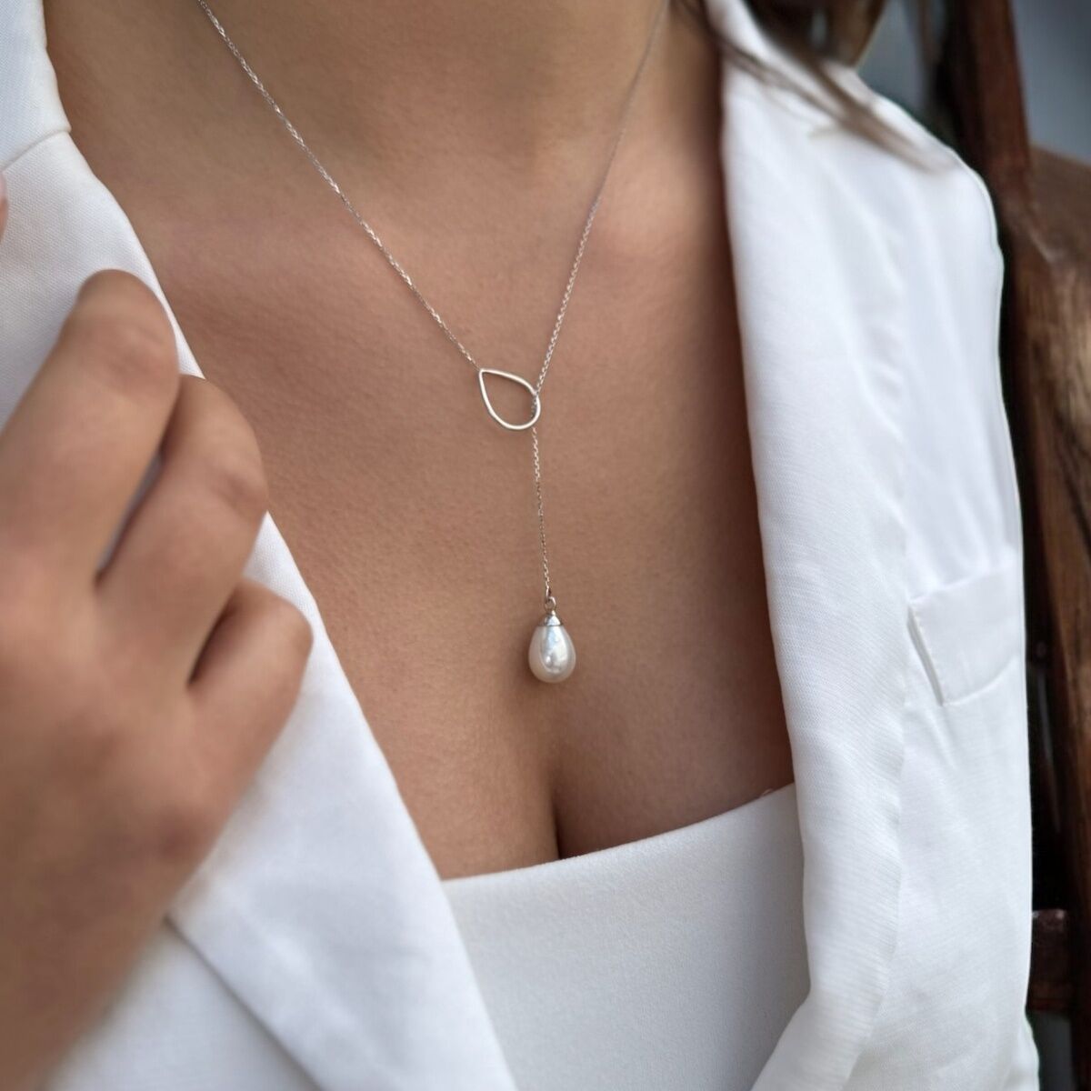 14 Ayar Beyaz Altın Drop Incili Tasarım Kolye