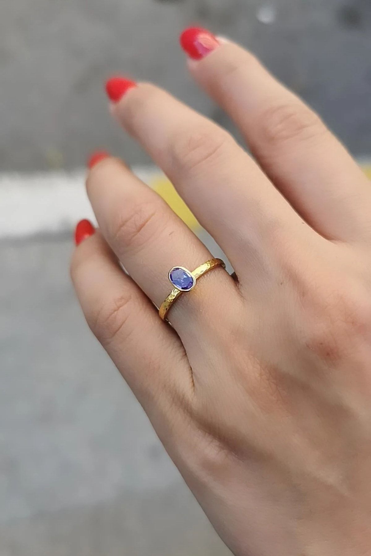 14 Ayar El Yapımı Ametist Rengi Kristal Taşlı Tektaş Yüzük