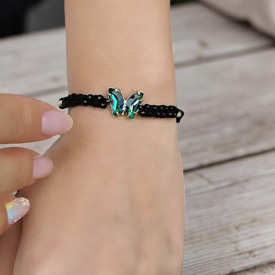 14 AYAR MİSTİK YEŞİL TAŞLI KELEBEK TASARIM SİYAH İPLİ ALTIN BİLEKLİK