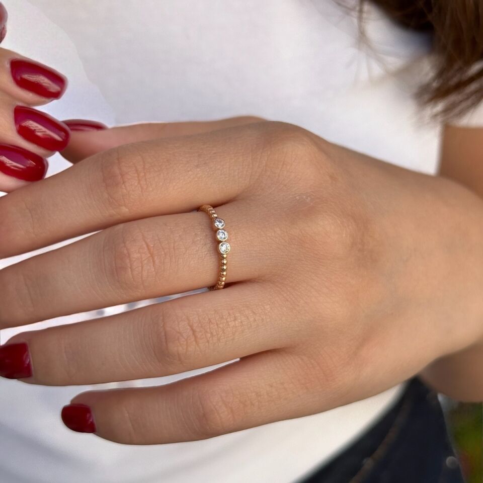 14 AYAR ROSE RENGİ ÜÇ TAŞ ALTIN YÜZÜK