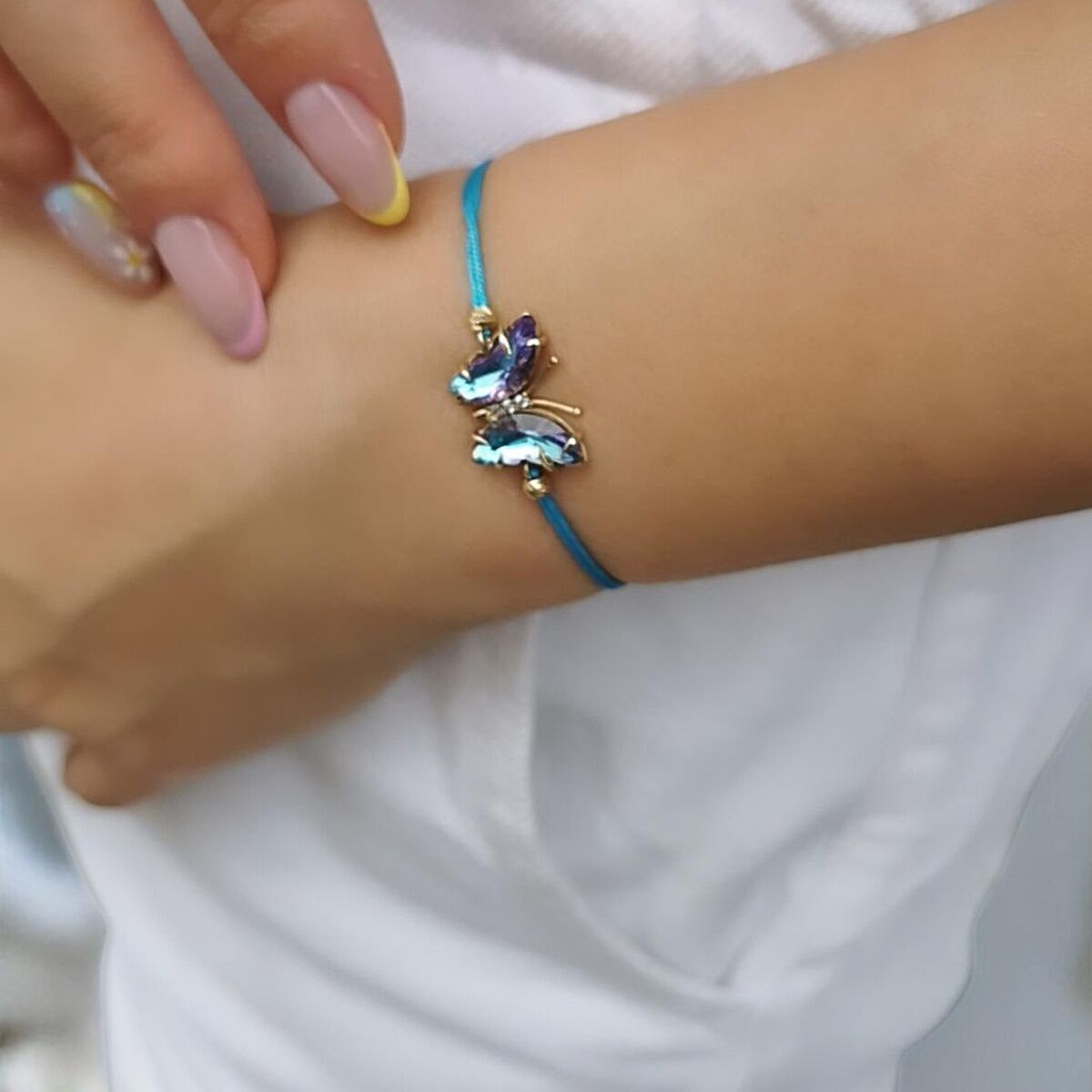 14 AYAR TURKUAZ TAŞLI VE İPLİ KENARLARI ALTIN TOPLU KELEBEK TASARIM ALTIN BİLEKLİK