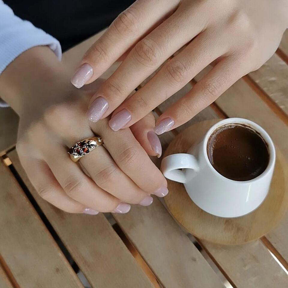 14 Ayar Orjinal Kırmızı Garnet Taşlı Tasarım İtalyan Yüzük
