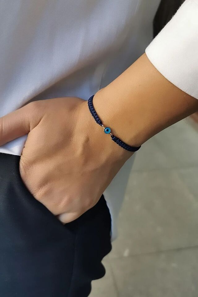 14 AYAR LACİVERT İPLİ NAZAR BONCUKLU ALTIN BİLEKLİK