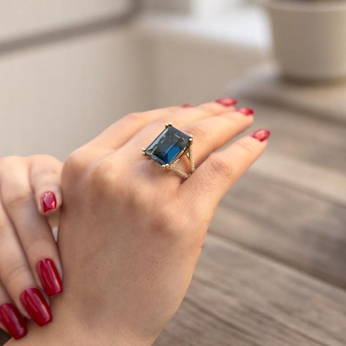 14 Ayar Orjinal London Blue Taşlı Italyan Yüzük