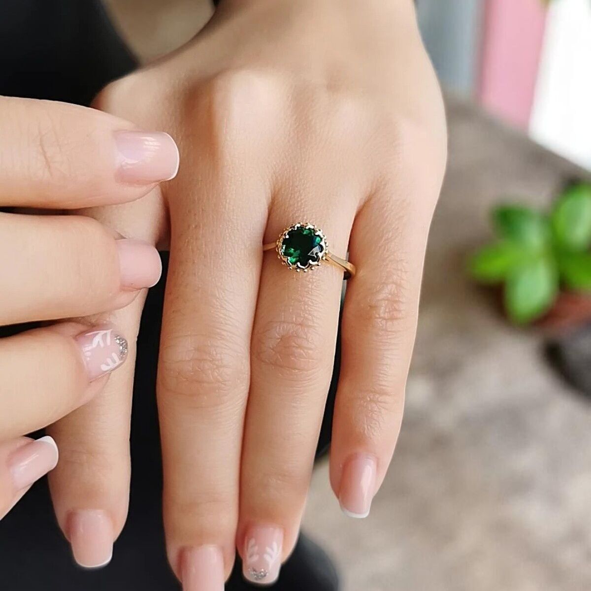 14 AYAR YEŞİL TAŞLI ALTIN YÜZÜK