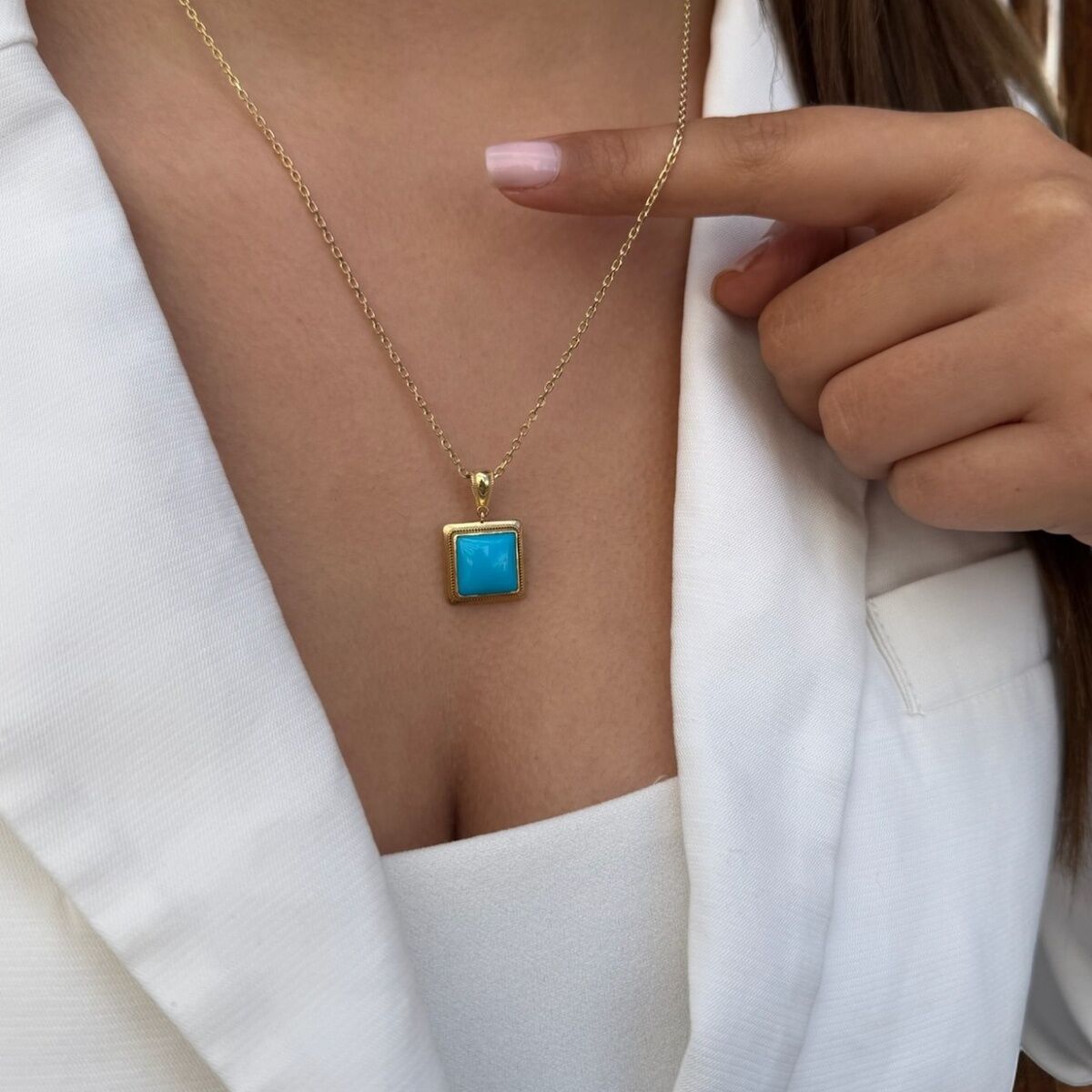 14 AYAR FİRUZE TAŞLI ALTIN KOLYE