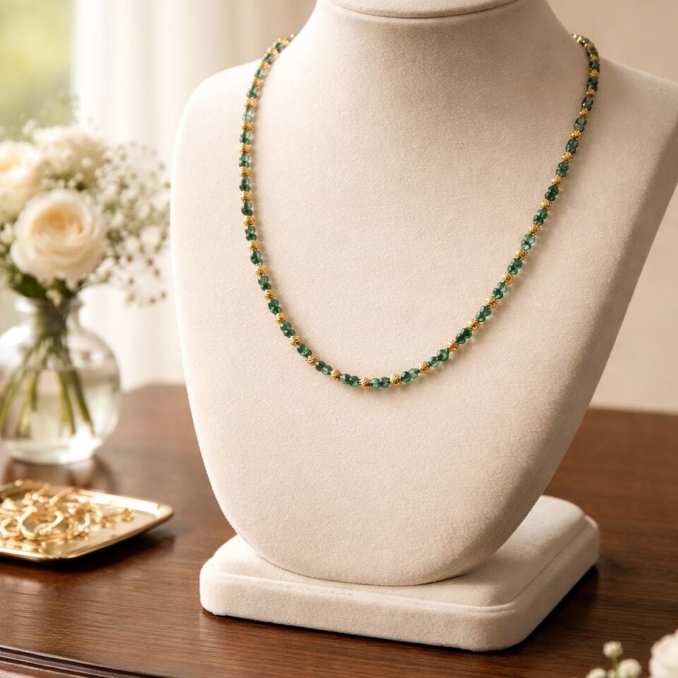 22 AYAR KRİSTAL YEŞİL TAŞLI ÖZEL TASARIM DORİKALI ALTIN KOLYE