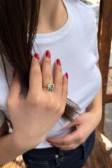 14 AYAR 0,14 CT PIRLANTA TAŞLI ORTASI MİNT ÇİÇEK TASARIM VİNTAGE YÜZÜK 18