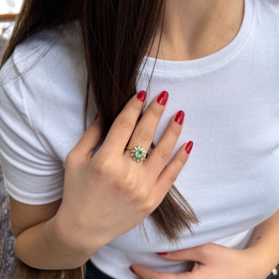 14 AYAR 0,14 CT PIRLANTA TAŞLI ORTASI MİNT ÇİÇEK TASARIM VİNTAGE YÜZÜK