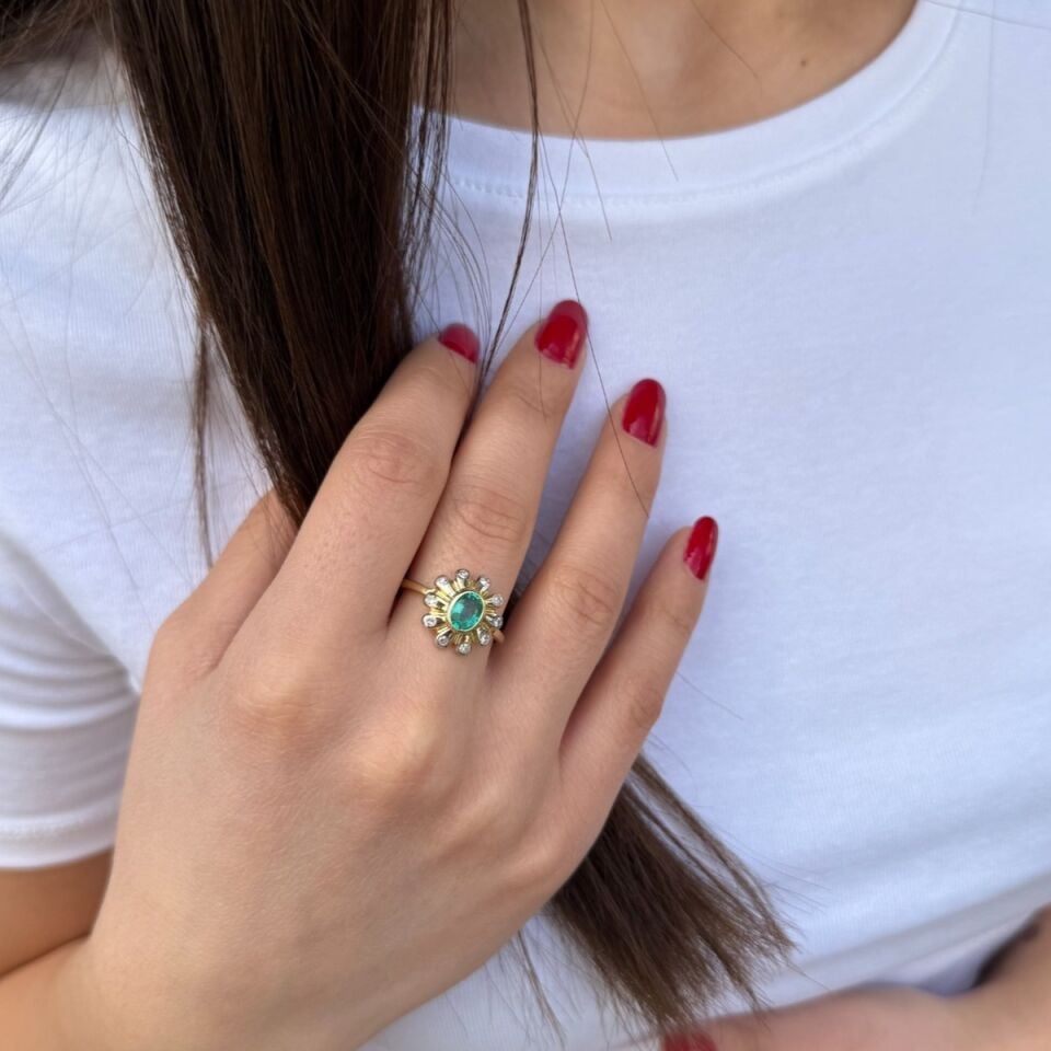 14 AYAR 0,14 CT PIRLANTA TAŞLI ORTASI MİNT ÇİÇEK TASARIM VİNTAGE YÜZÜK