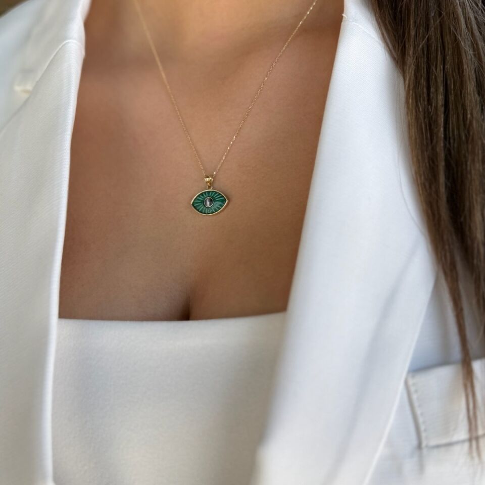 14 AYAR ÖZEL TASARIM YEŞİL VE KIRMIZI TAŞLI ALTIN GÖZ KOLYE