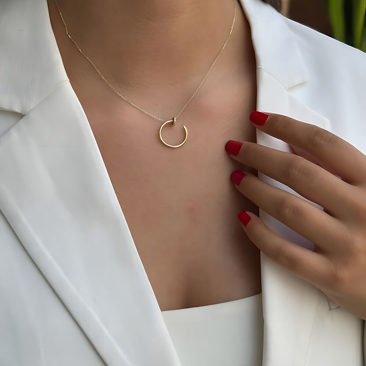 14 Ayar Çivi Altın Kolye