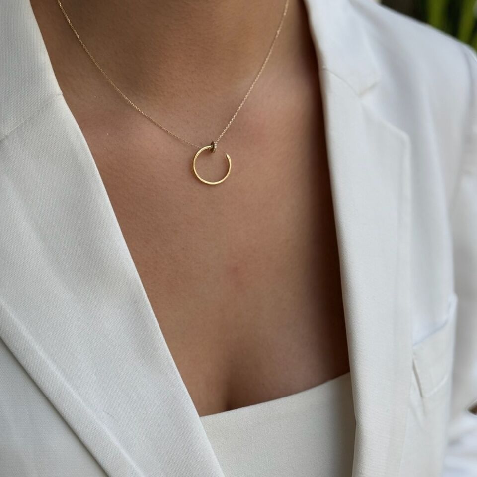 14 Ayar Çivi Altın Kolye