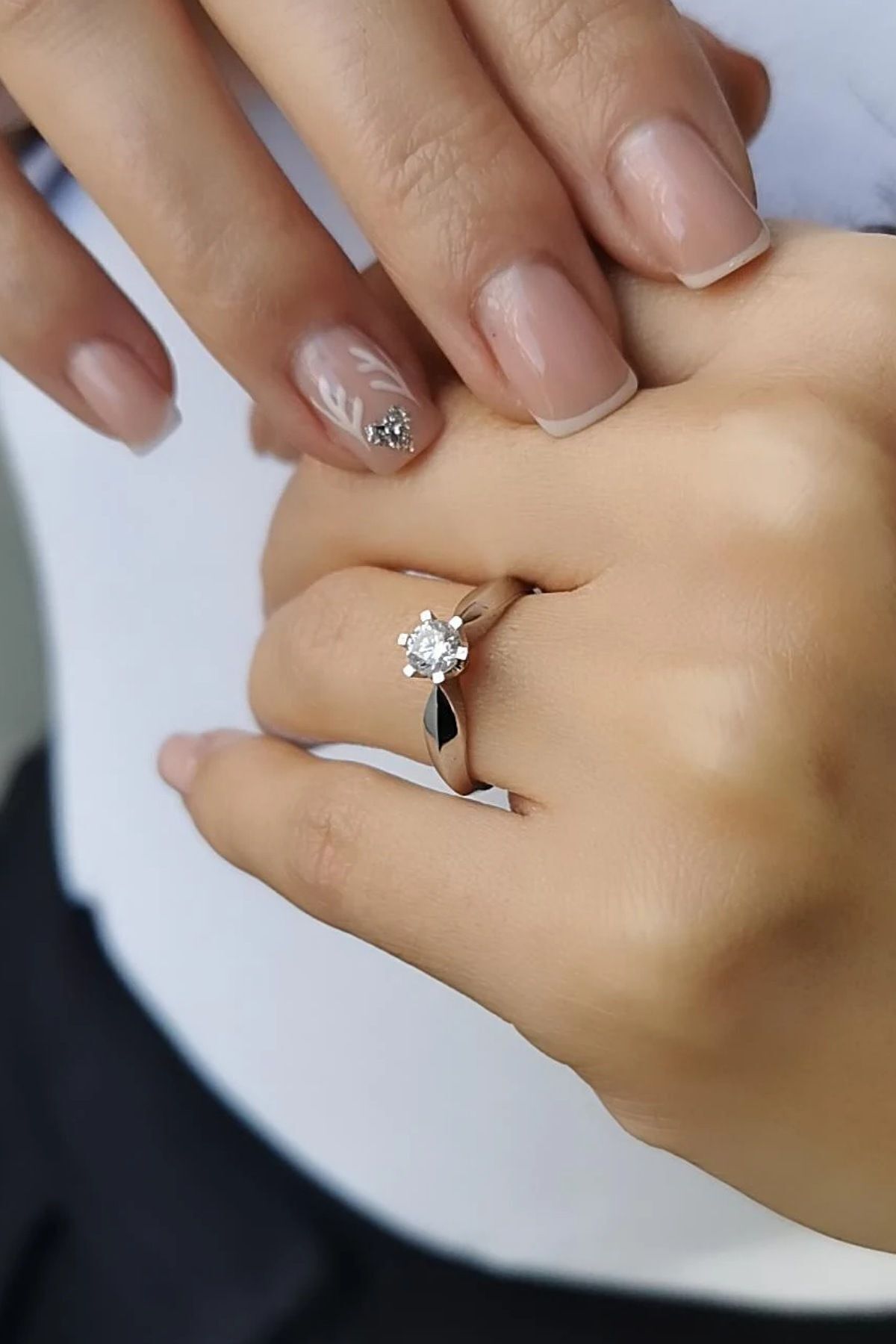 18 AYAR 0,42 CT G VS TEKTAŞ PIRLANTA YÜZÜK