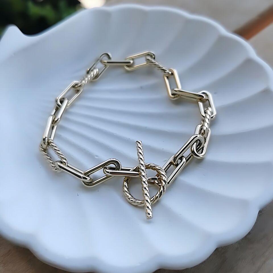 14 AYAR İTALYAN KİLİTLİ ALTIN BİLEKLİK