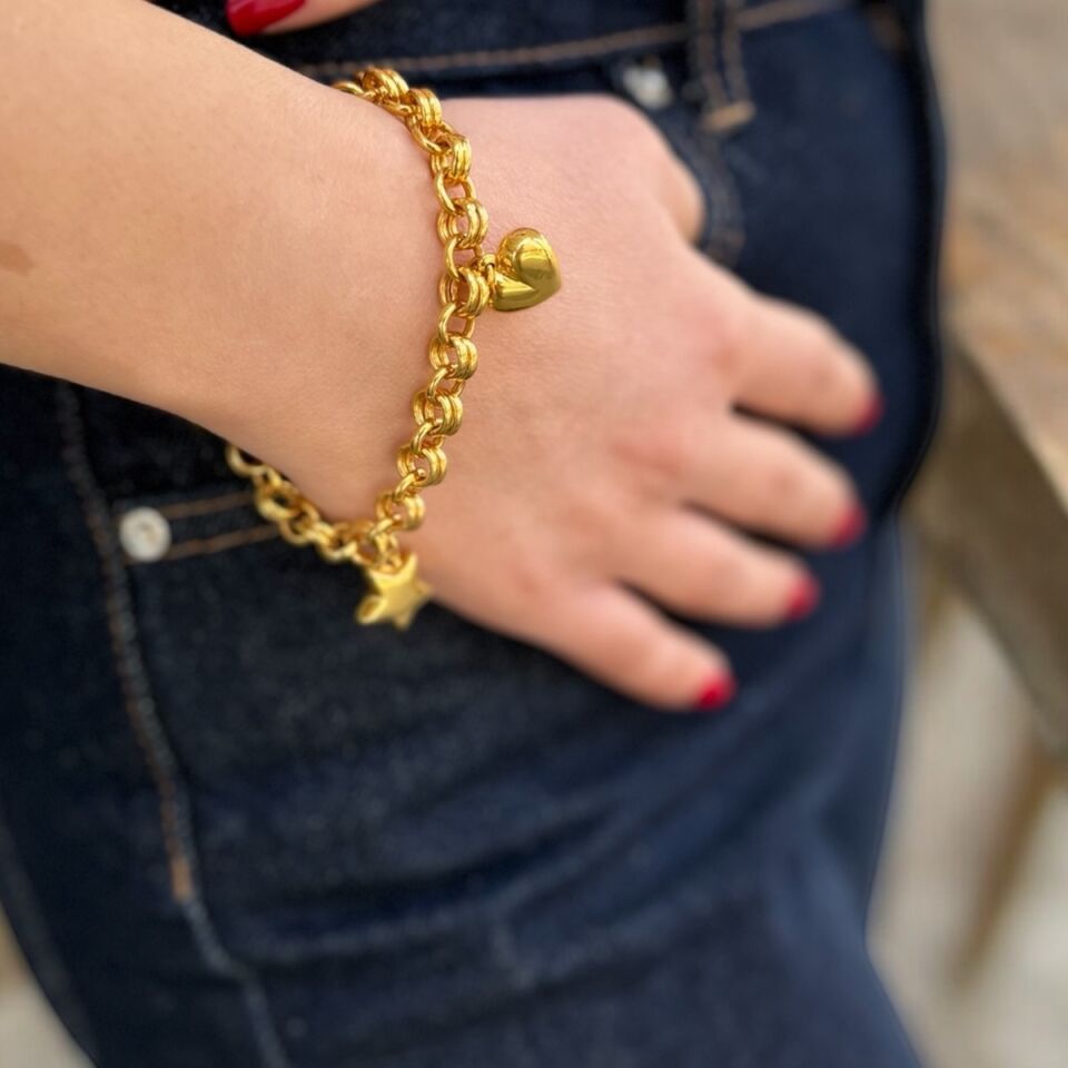 22 AYAR ÖZEL TASARIM BOMBE KALP VE YILDIZ SALLANTILI ALTIN BİLEKLİK