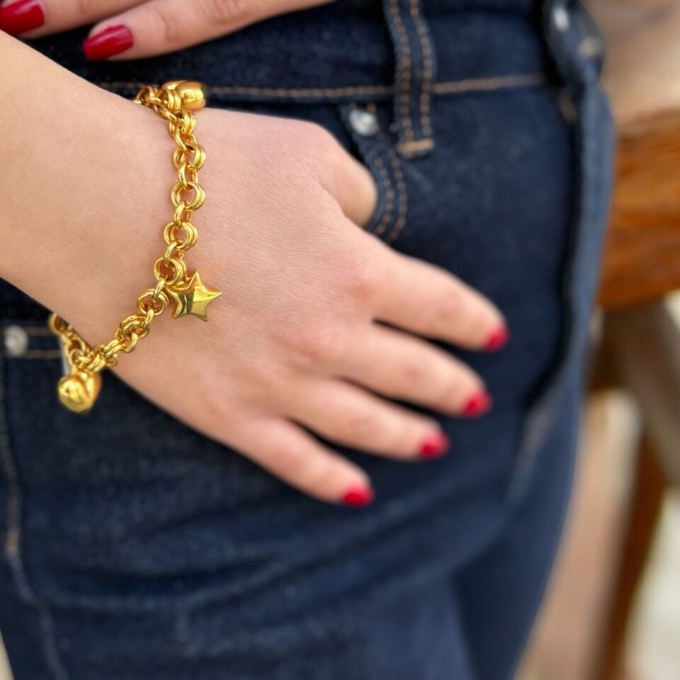 22 AYAR ÖZEL TASARIM BOMBE KALP VE YILDIZ SALLANTILI ALTIN BİLEKLİK