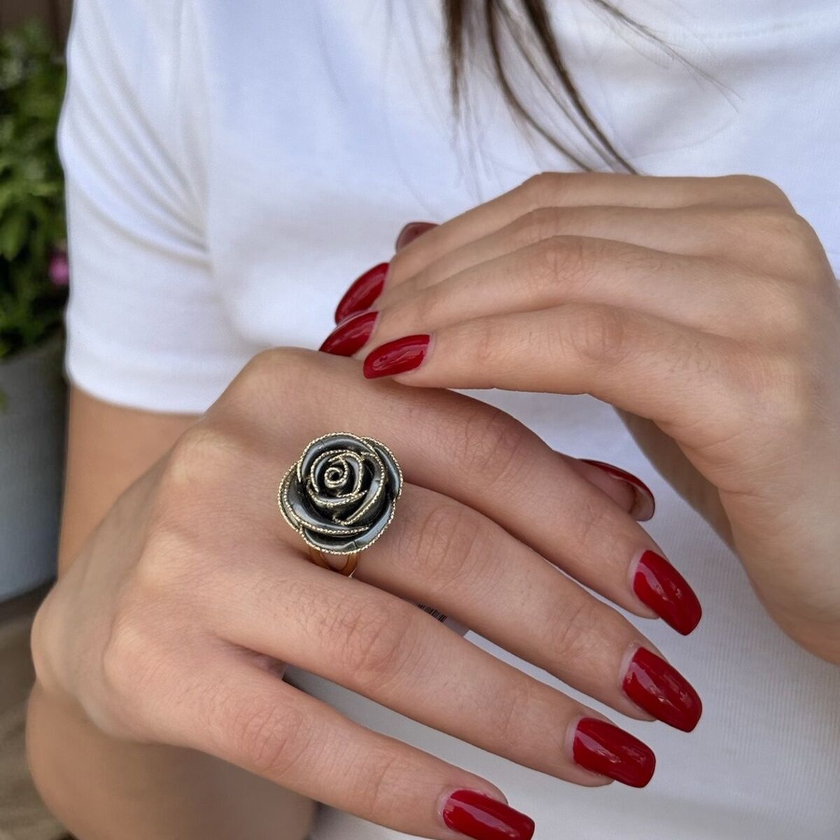 14 Ayar İtalyan Komple Altın, Taşsız Siyah Rodajlı Gül Italyan Altın Yüzük