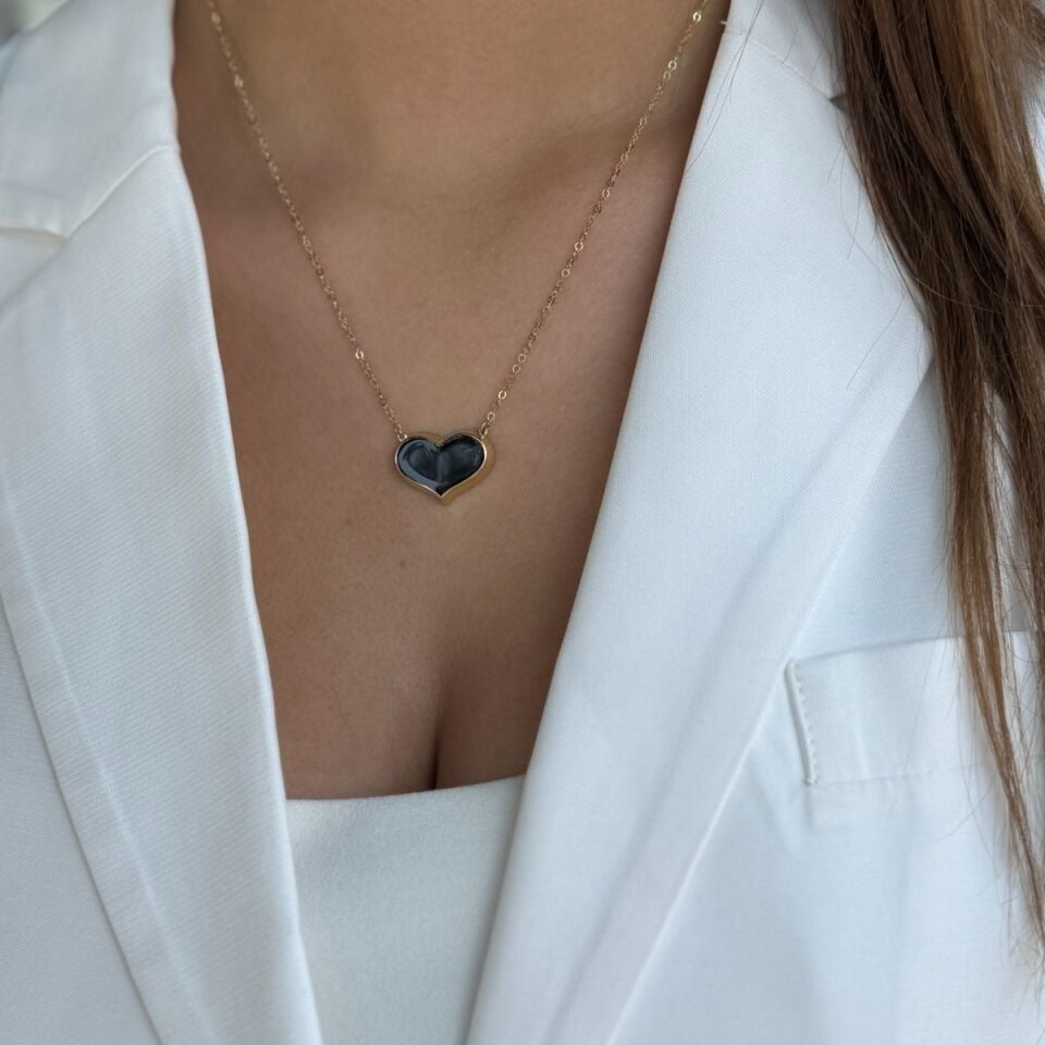 14 AYAR ÖZEL TASARIM SİYAH MİNELİ KALP ALTIN KOLYE