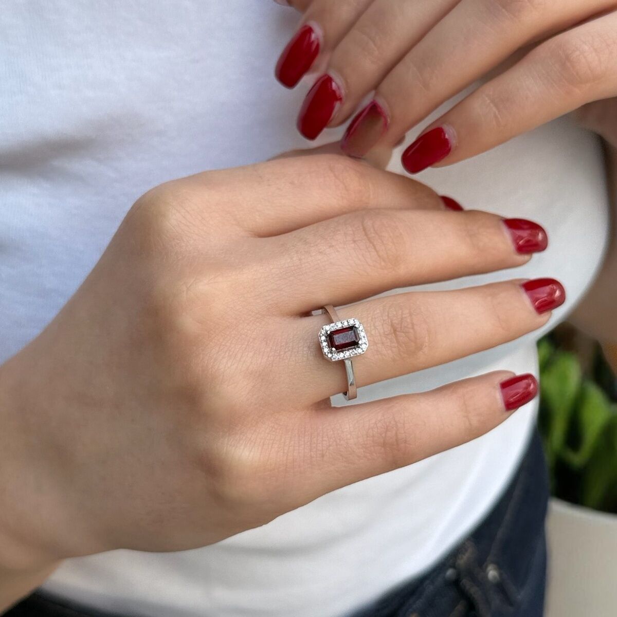 14 AYAR 0,12 CT PIRLANTA TAŞLI 0,71 CT GARNET TAŞLI PIRLANTA YÜZÜK