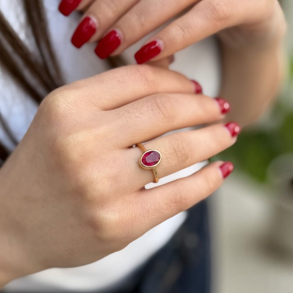 14 AYAR 1,94 CT YAKUT TAŞLI ALTIN YÜZÜK