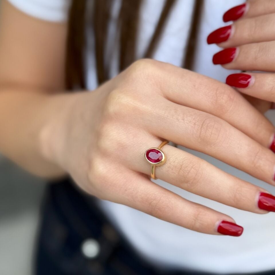 14 AYAR 1,94 CT YAKUT TAŞLI ALTIN YÜZÜK