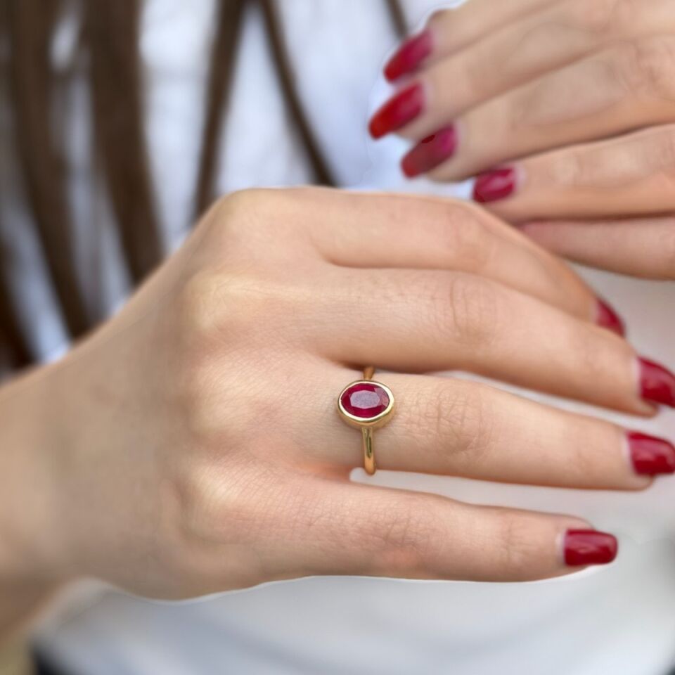 14 AYAR 1,94 CT YAKUT TAŞLI ALTIN YÜZÜK