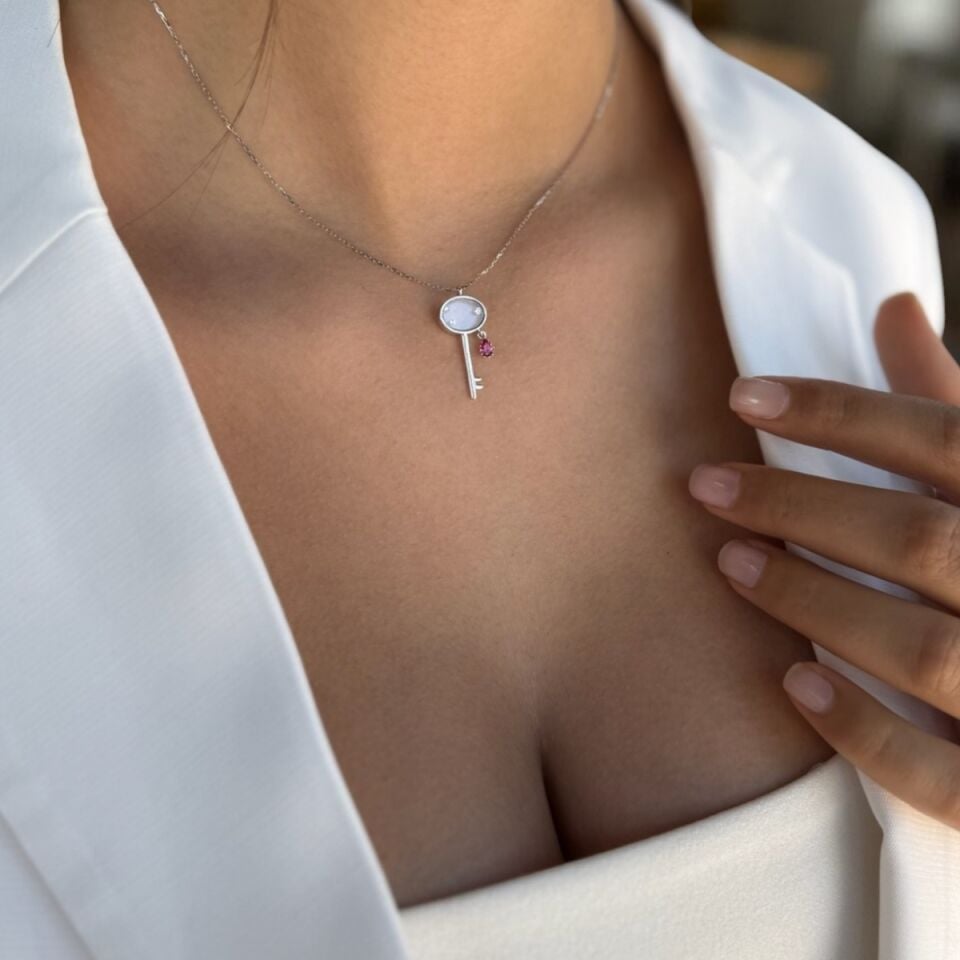 14 AYAR BEYAZ ALTIN ANAHTAR ALTIN KOLYE