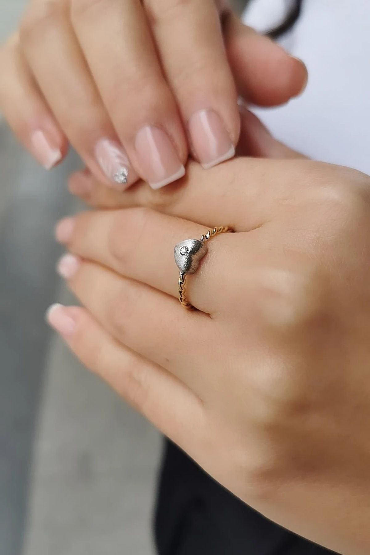 14 AYAR TEKTAŞ PIRLANTA KALP YÜZÜK