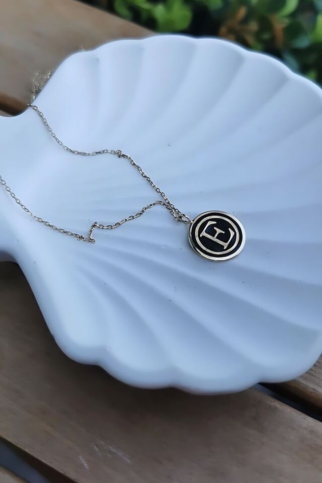 14 AYAR ÖZEL ÜRETİM SİYAH MİNELİ E HARFİ ALTIN KOLYE