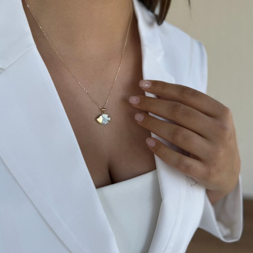 14 AYAR ÖZEL TASARIM BEYAZ SEDEFLİ BALIK KOLYE